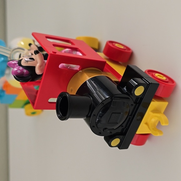 Lego Duplo Disney Mickey & Minnie Mouse Birthday Parade Train - Picture 6 of 7